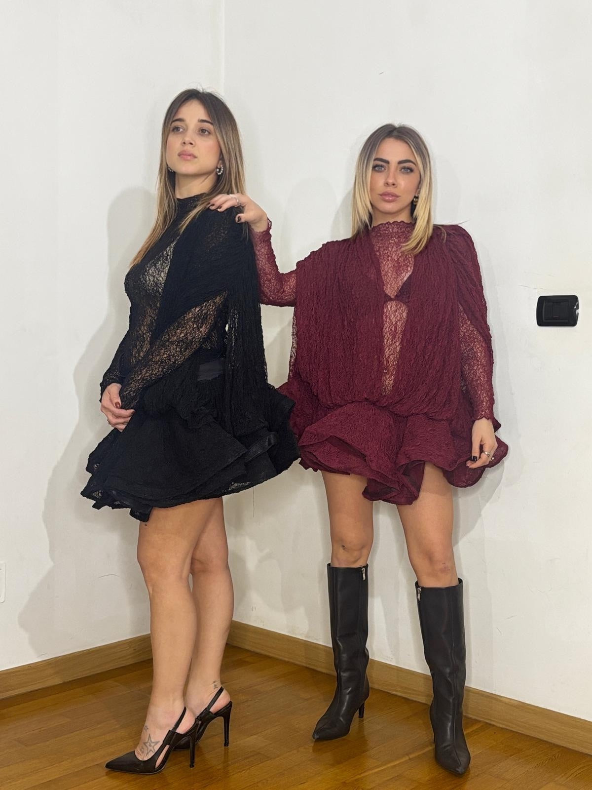 ABITO DARK TOTAL BORDEAUX